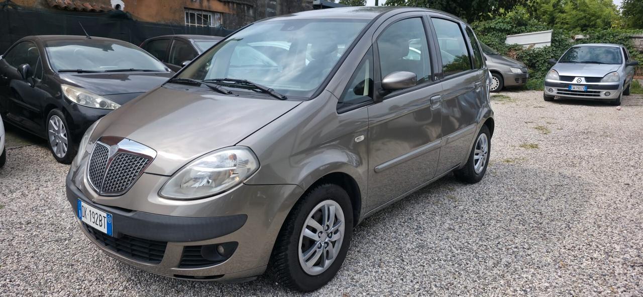 Lancia MUSA 1.4 16V Platino Plus neopatentati