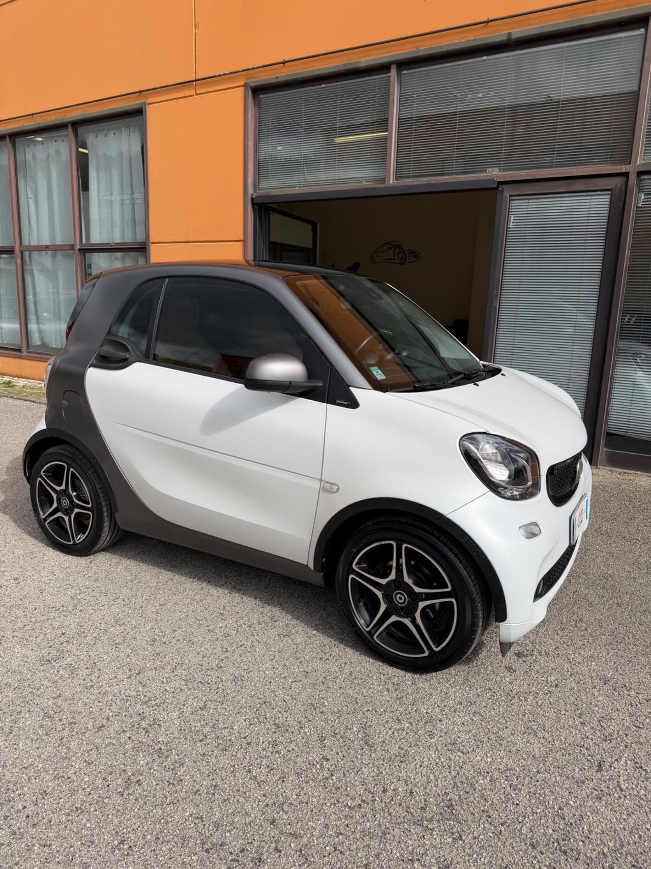 Smart ForTwo 90cv AUTOMATICA CARANZIA 12/36 MESI