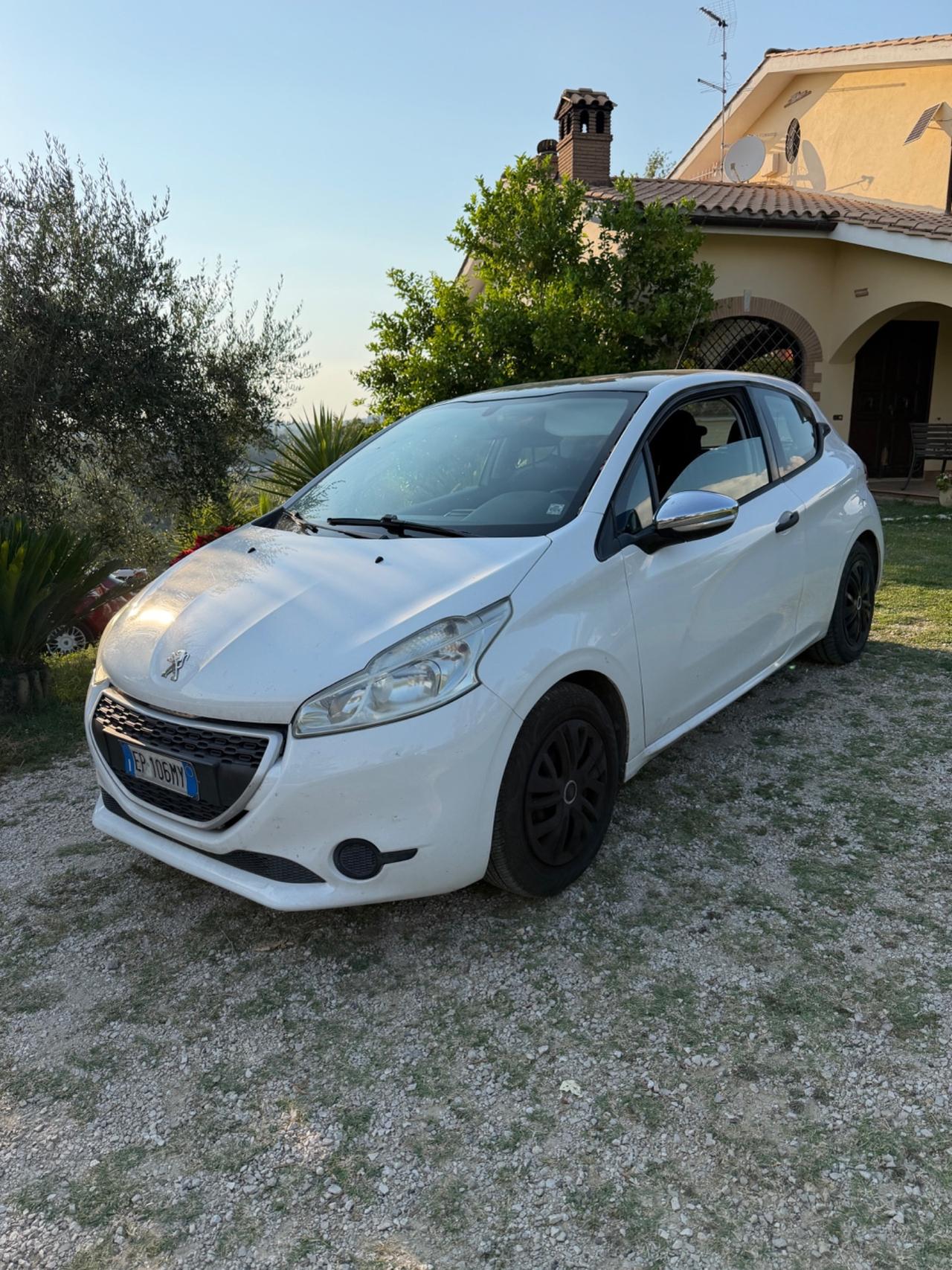 Peugeot 208 PureTech 68 3 porte Active