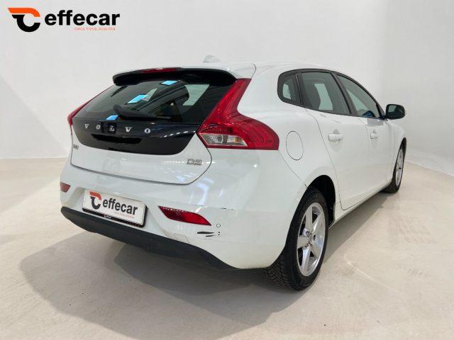 VOLVO V40 D2 1.6 SUMMUN