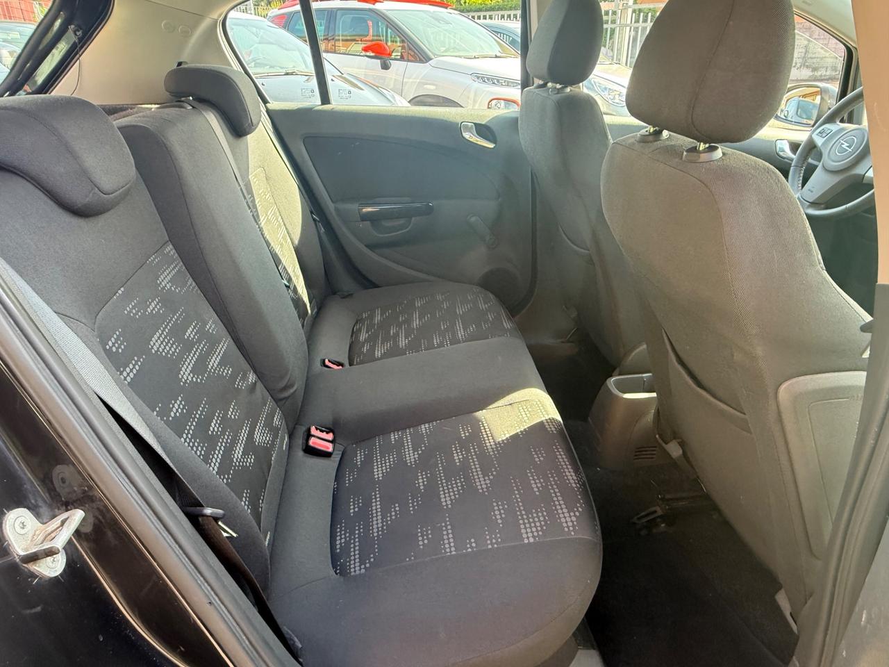 Opel Corsa 1.2 5 porte Cosmo
