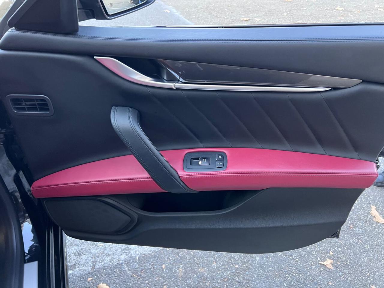 Maserati Ghibli S Modena 3.0 V6 Turbo CARBON #8081