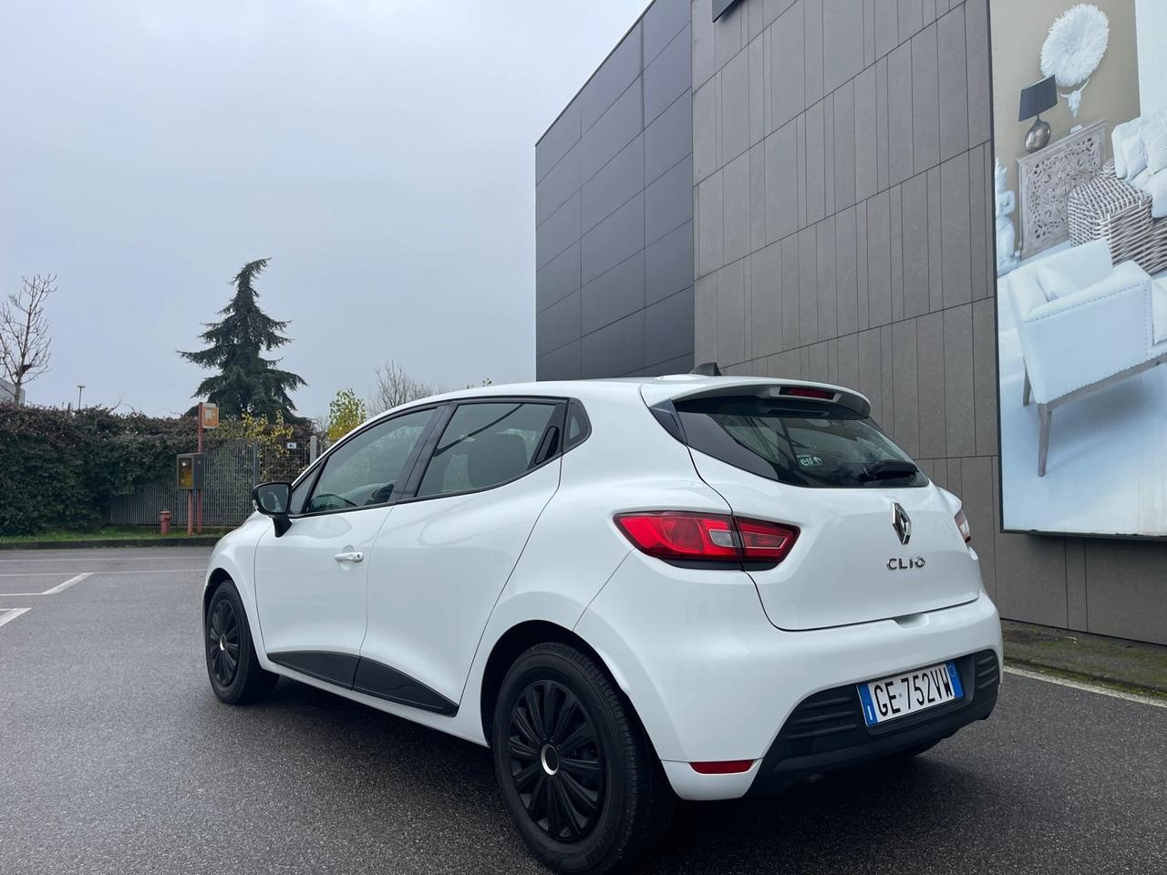 Renault Clio 1.2 75CV 5 porte Life