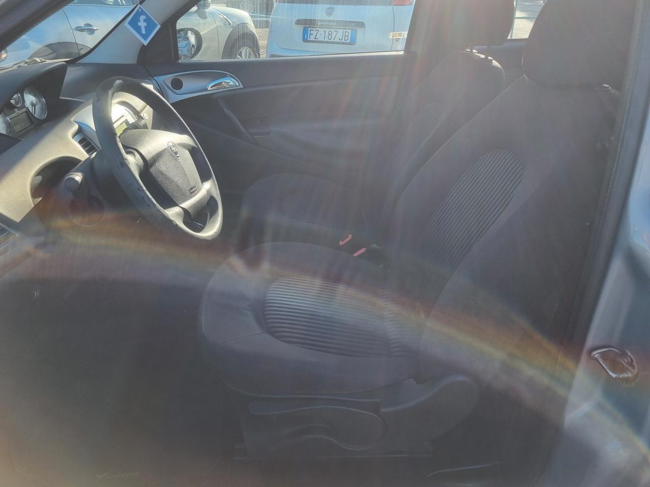 Lancia Ypsilon 1.4 Oro Ecochic GPL