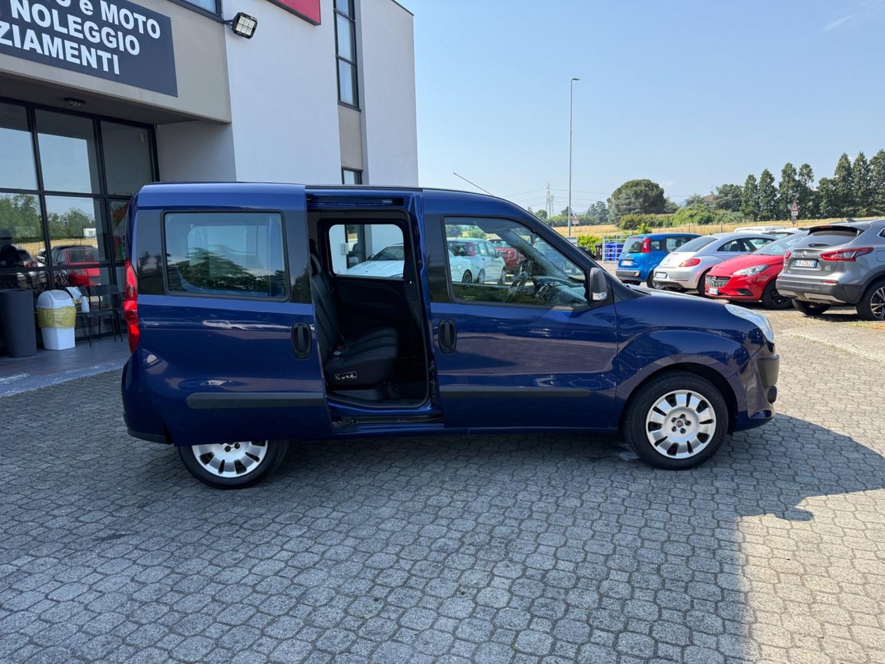 Fiat Doblò 1.4 T-Jet 16V Natural Power Dynamic