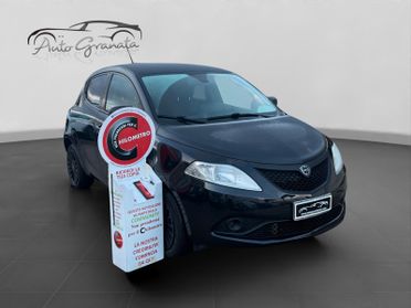 Lancia Ypsilon 1.2 69cv GPL Ecochic Black and Noir