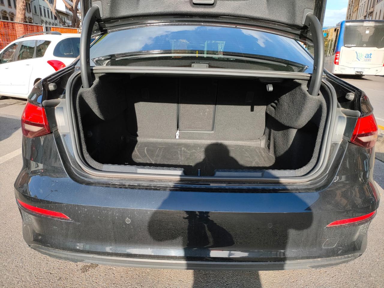 Audi A3 Sedan 30 TFSI Business Advanced