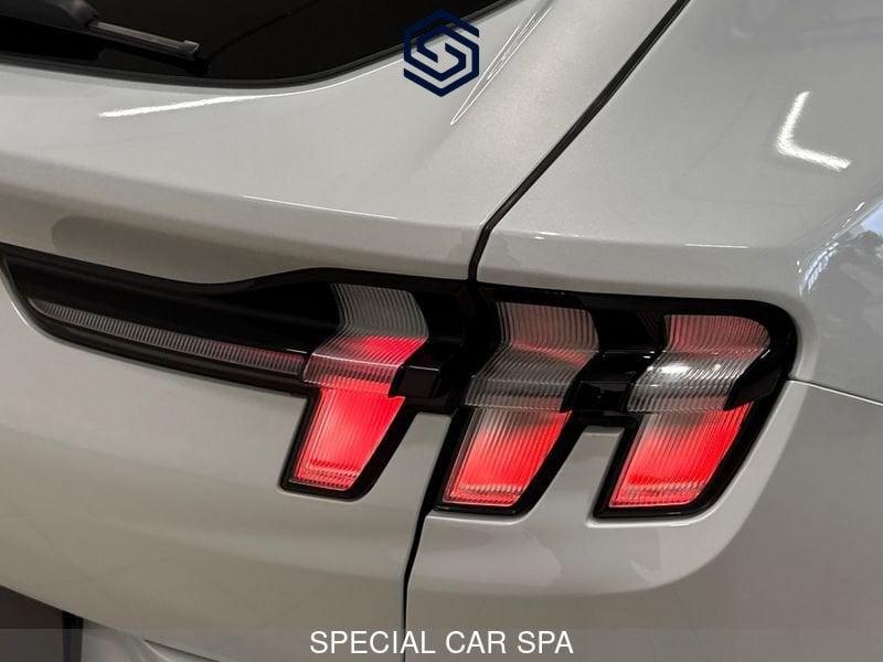 Ford Mustang Mach-E Mustang Mach-E AWD Standard Range 269 CV