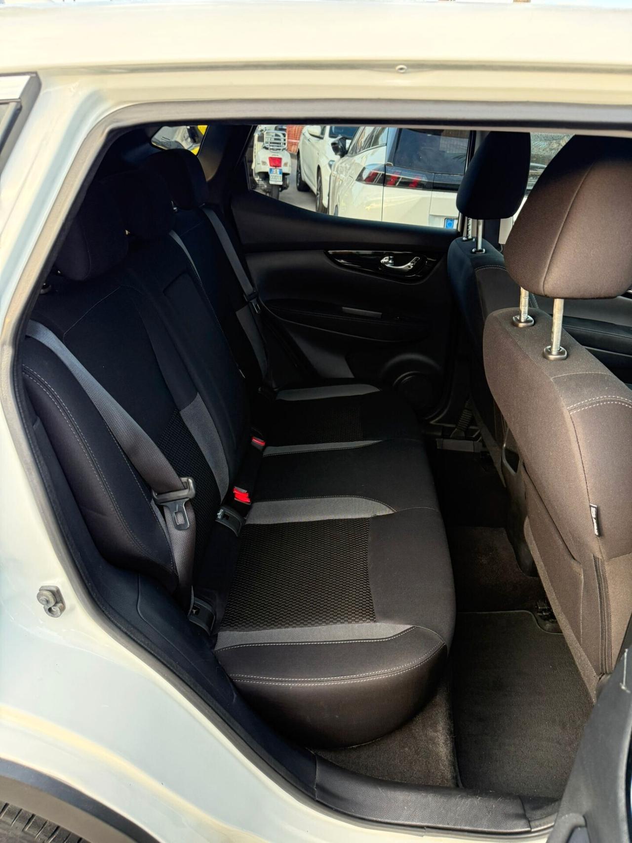 Nissan Qashqai 1.6 dCi Automatico Acenta