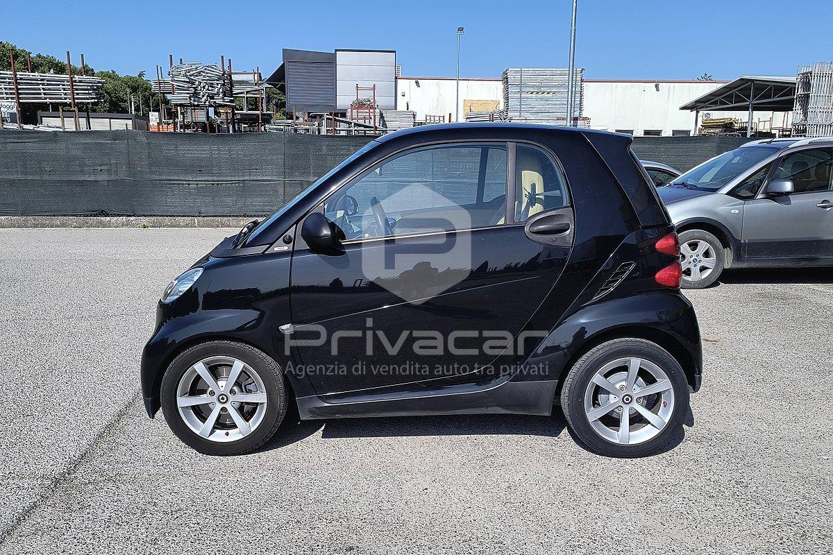 SMART fortwo 1000 62 kW coupé passion