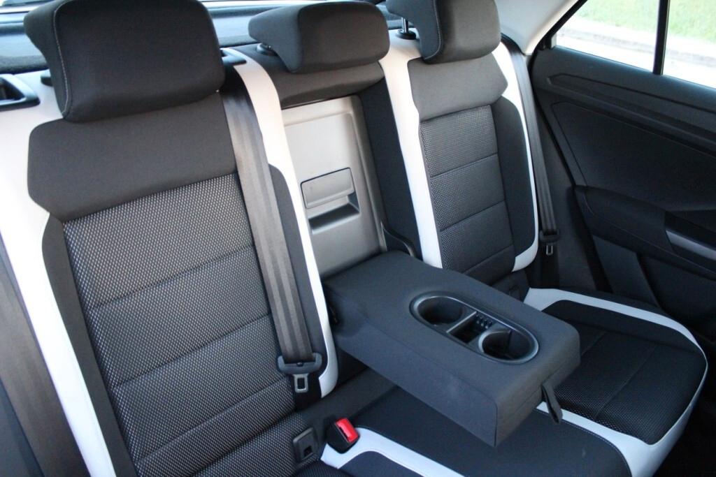 VOLKSWAGEN T-Roc 1.6 TDI *FULL LED *Quadro digitale