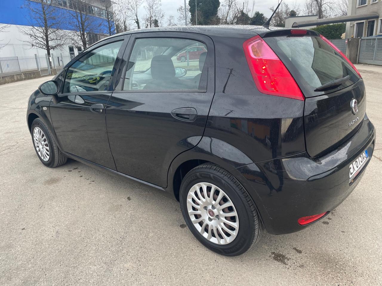 Fiat Punto 1.3 MJT 5 porte anno 2014 perfetta