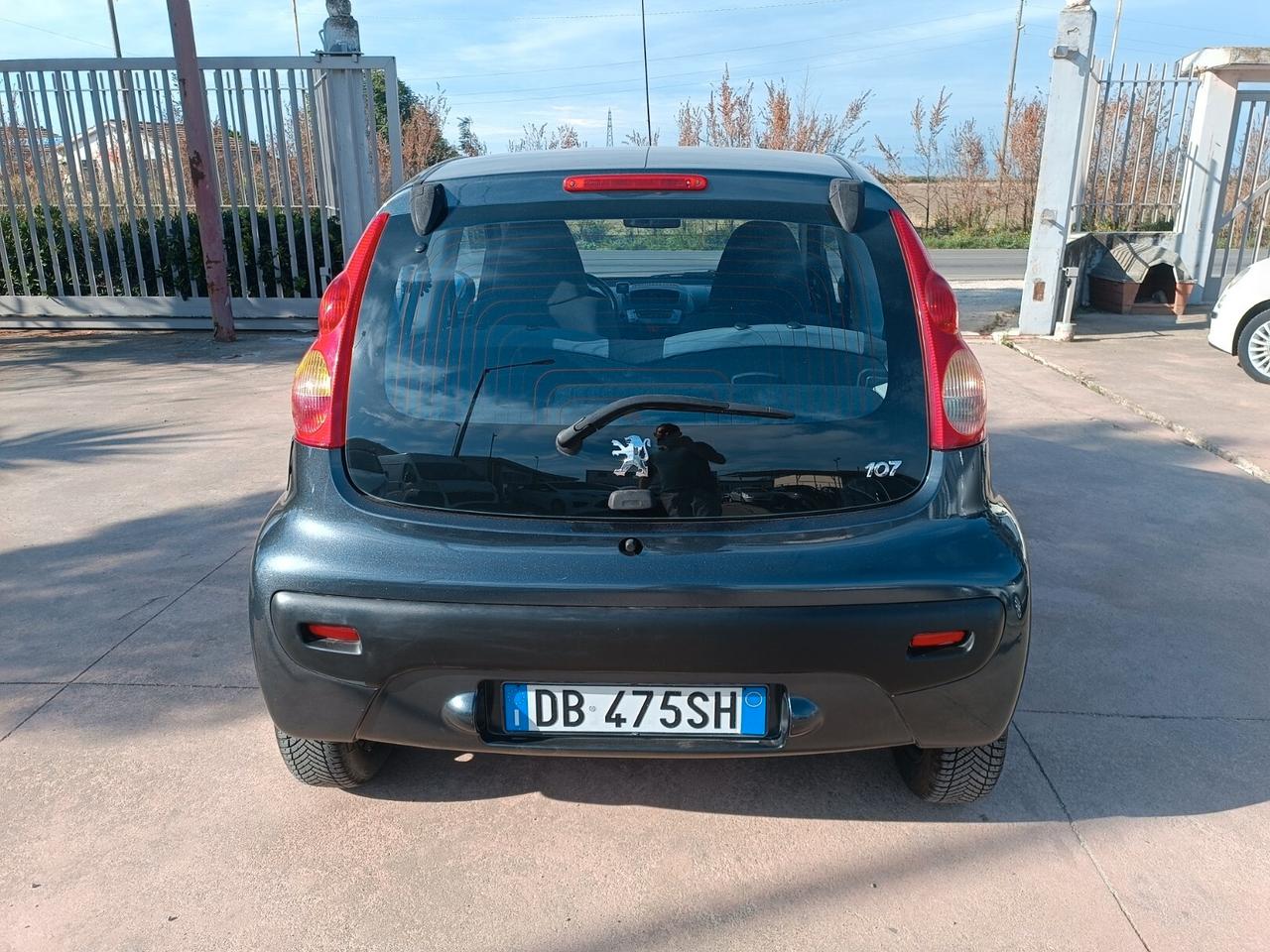 Peugeot 107 1.0 68CV 3p. Desir