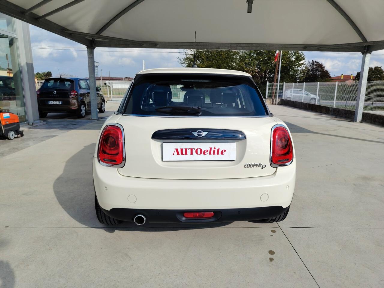 Mini Cooper D 1.5 5 Porte