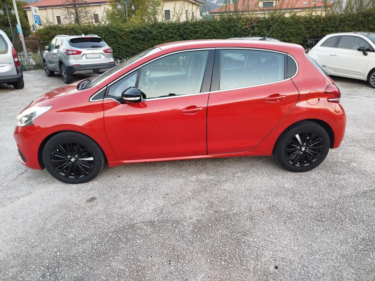 Peugeot 208 BlueHDi 75 5 porte Active SPORT