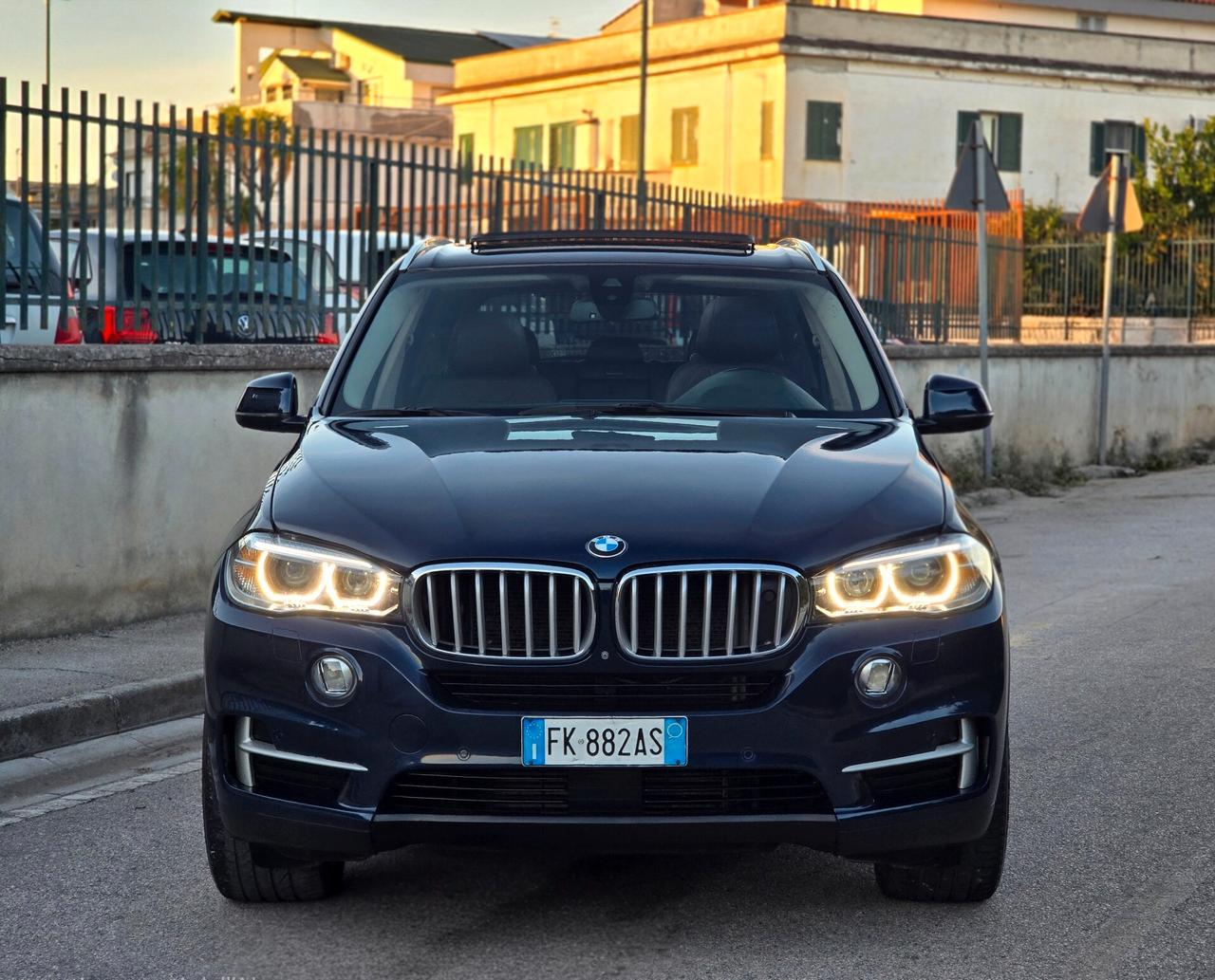 BMW X5 LUXURY 313CV N1 2018 MOTORE NUOVO