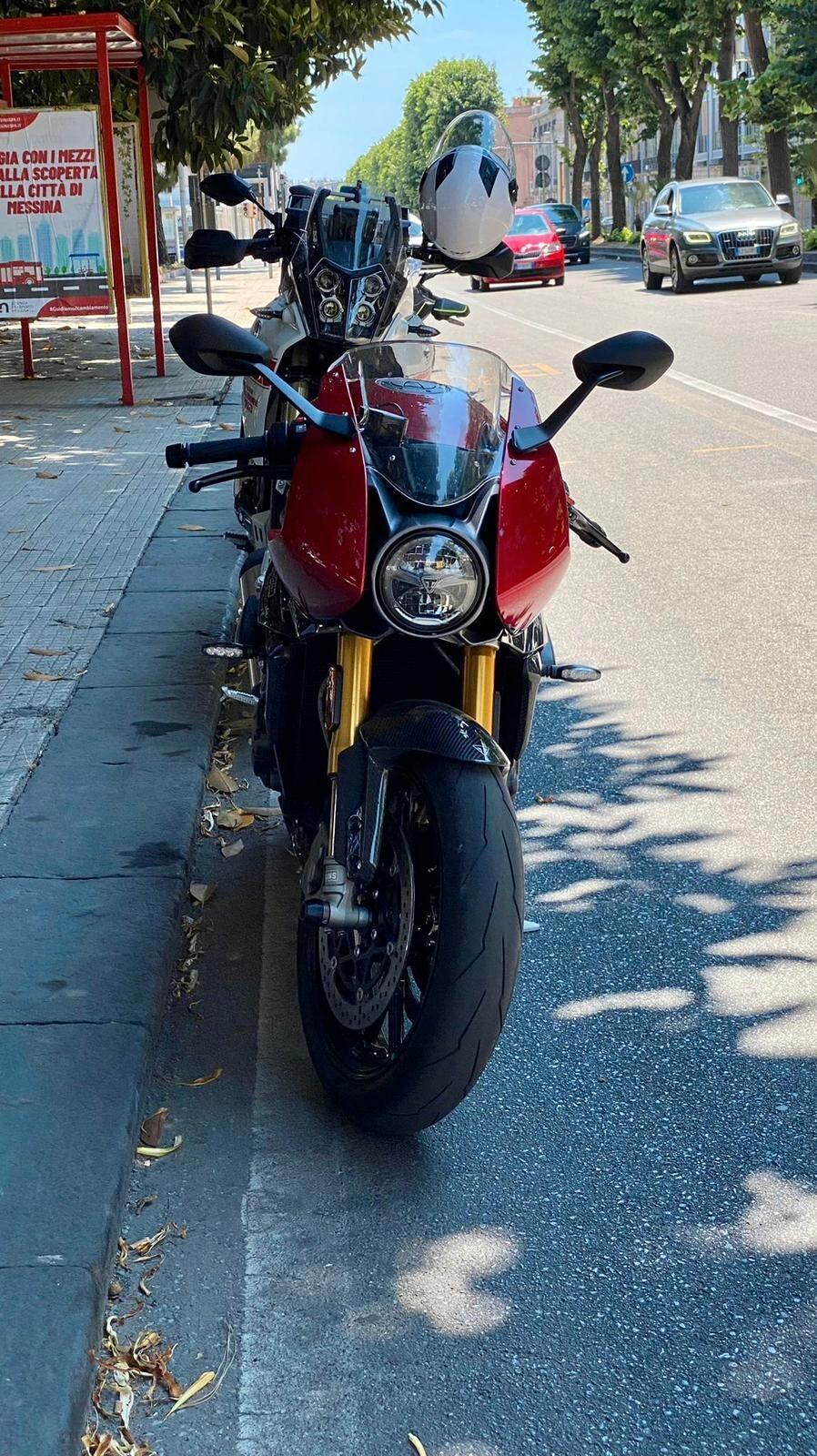 Triumph Speed Triple 1200 RR