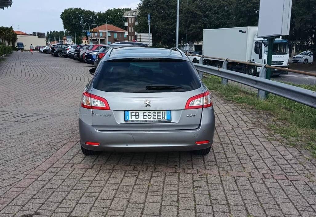 Peugeot 508 Station Wagon 2.0 bluehdi Allure navi 150cv my15