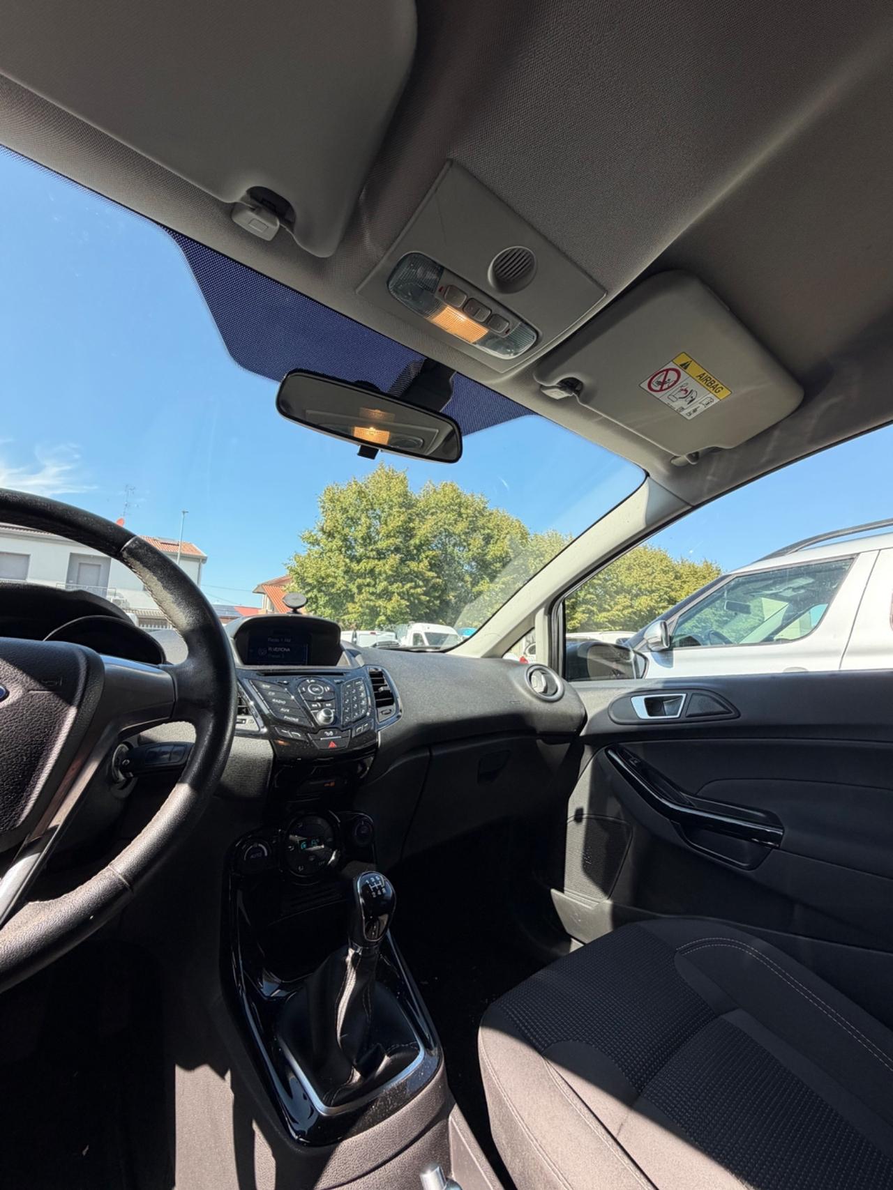Ford Fiesta 1.5 TDCi 75CV 5 porte ST-Line