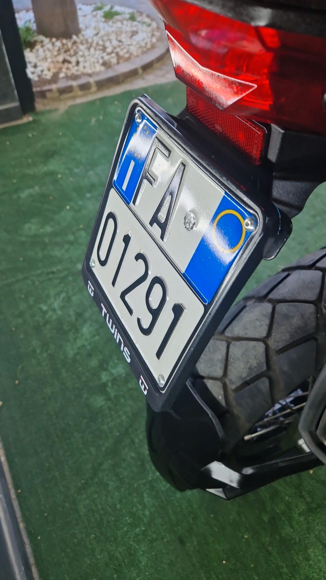 Benelli TRK 502 Base