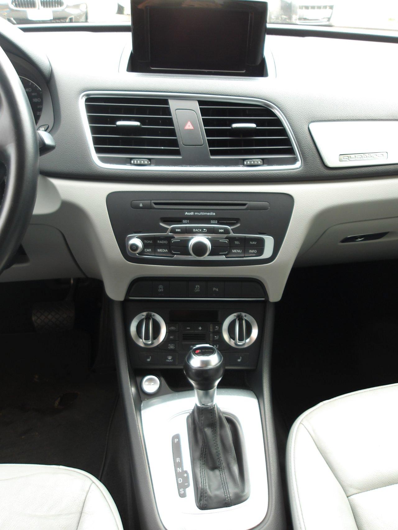Audi Q3 2.0 tdi quattro 177cv s-tronic