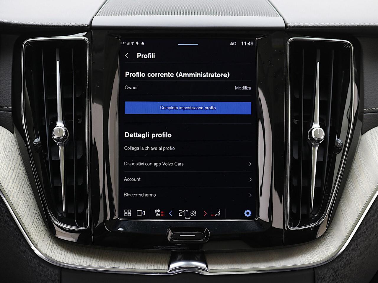 Volvo XC60 B4 AWD auto Inscription TETTO APRIBILE