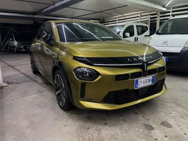 Lancia Ypsilon Hybrid e-DCT Edizione Cassina