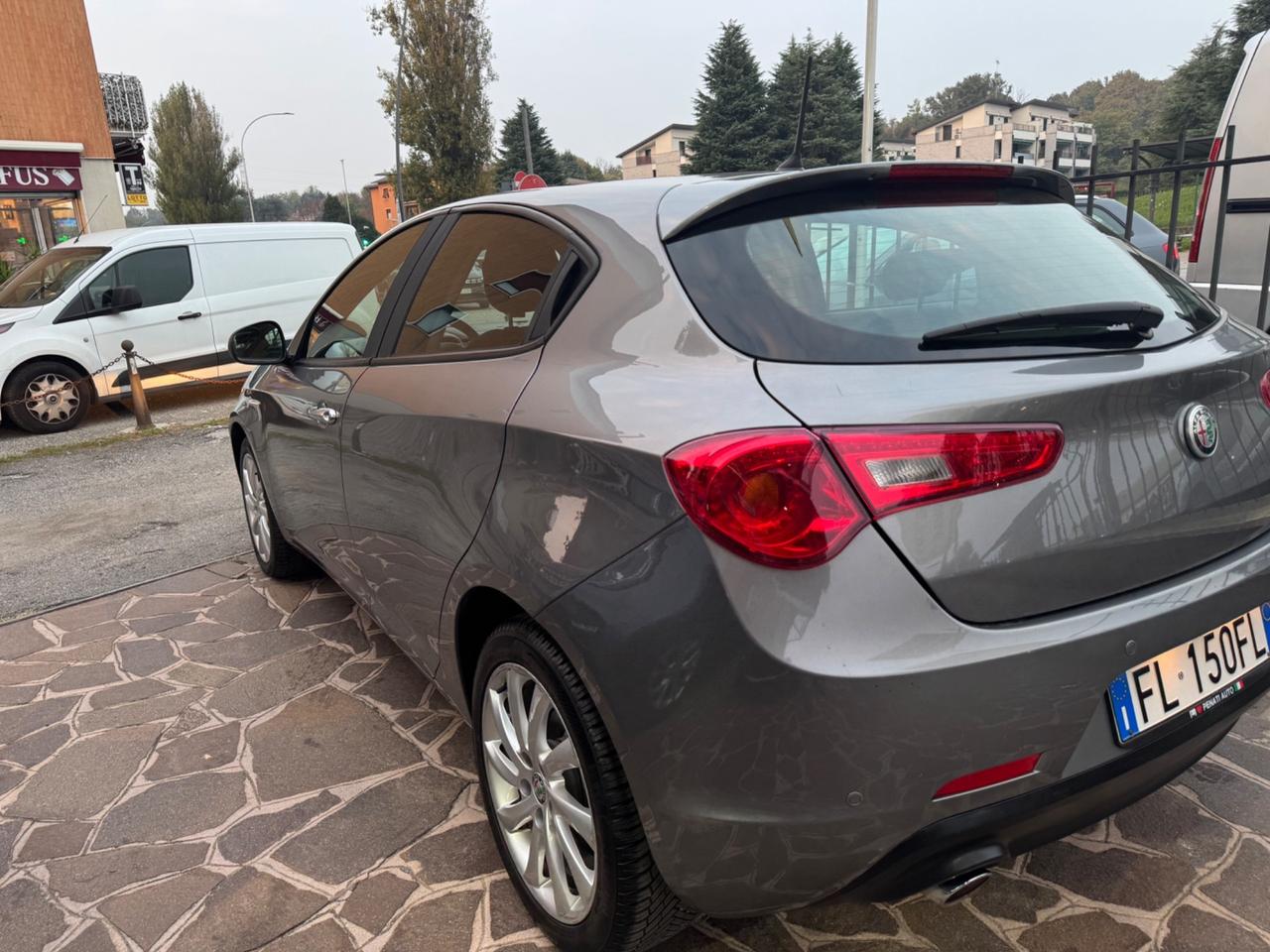 Alfa Romeo Giulietta 1.6 JTDm TCT 120 CV Super