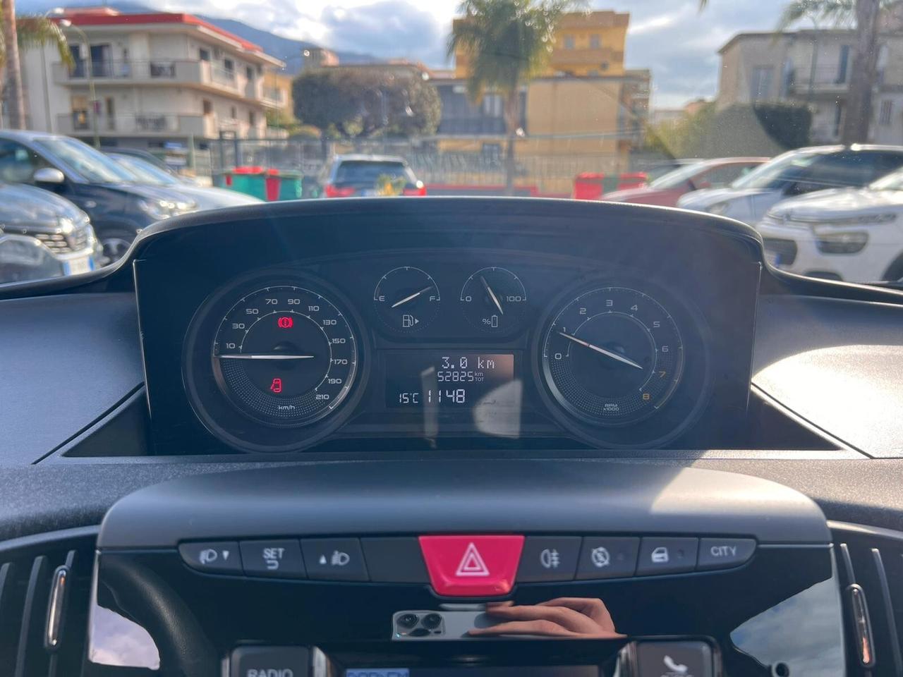 Lancia Ypsilon 1.0 FireFly 5 porte S&S Hybrid Alberta Ferretti