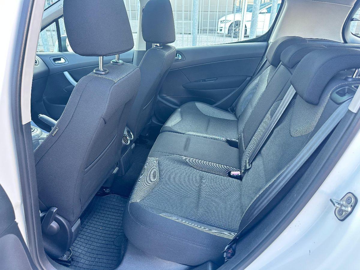 PEUGEOT - 308 - HDi 110CV FAP 5p. Sportium
