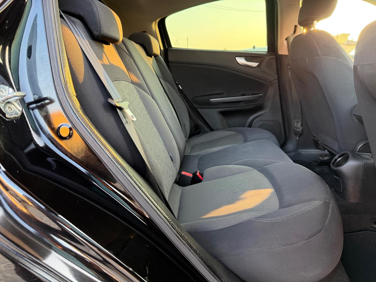 Alfa Romeo Giulietta 1.6 105 CV Exclusive Total Black
