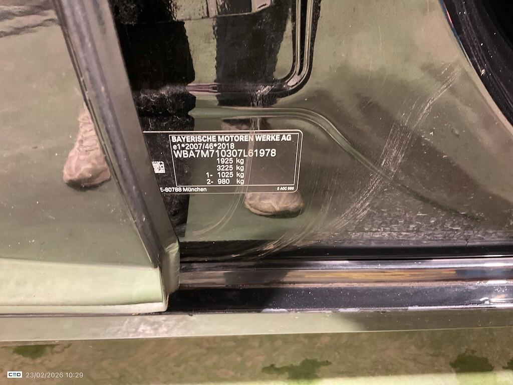 BMW 116D 115CV 6M. BUSINESS ADVANTAGE ( FARI LED - BMW DIGITAL COCKPIT - CLIMA BIZONA - PDC - NAVI - MIRROR - CRUISE )