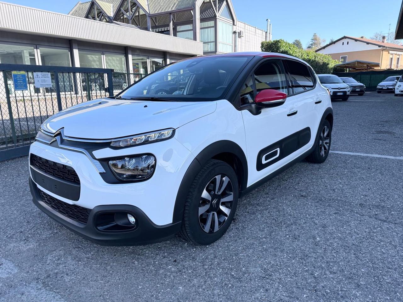 Citroen C3 1.2 puretech Shine s&s 83cv