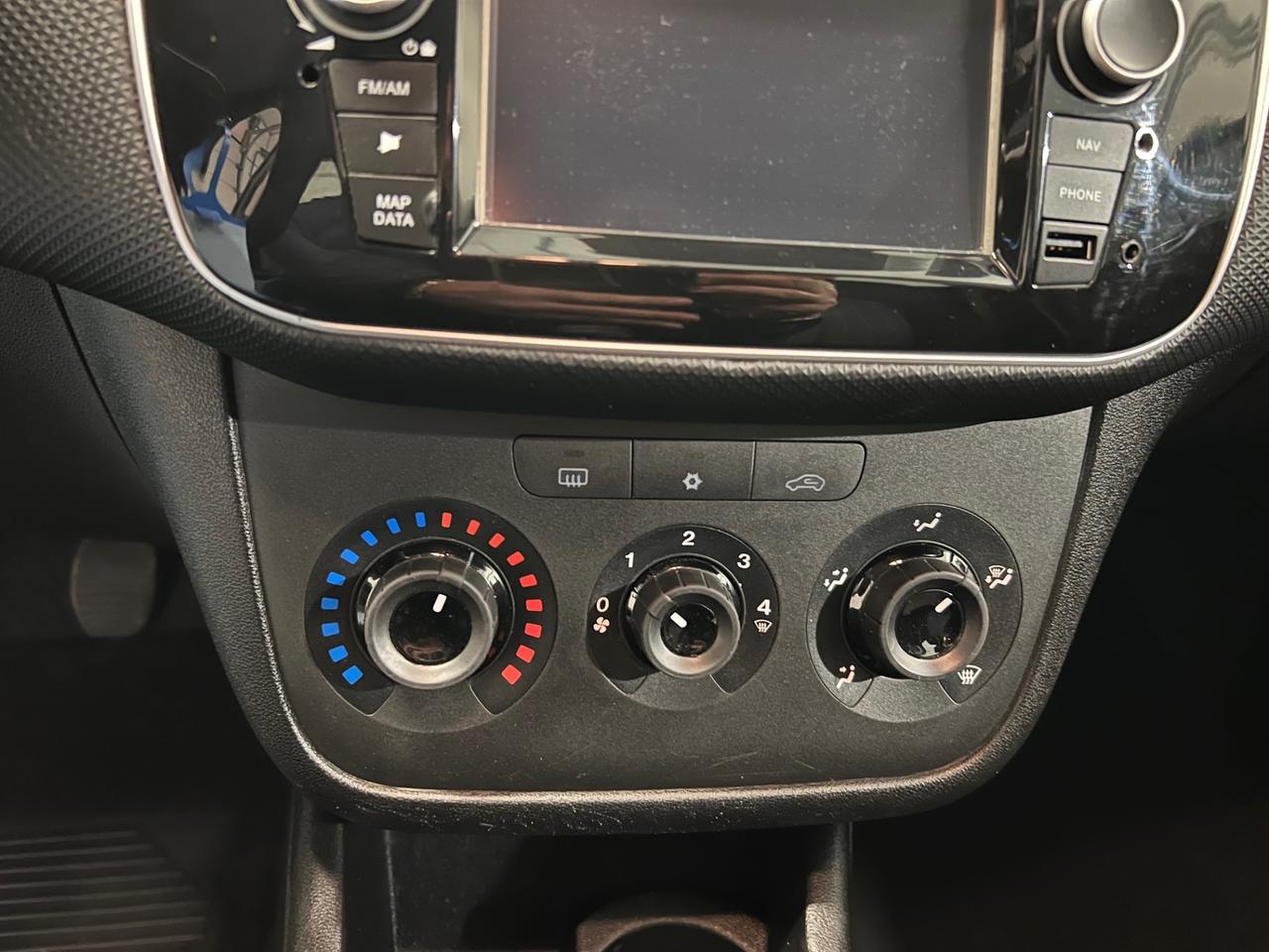 Fiat Punto 1.4 8V 5 porte Easypower Street