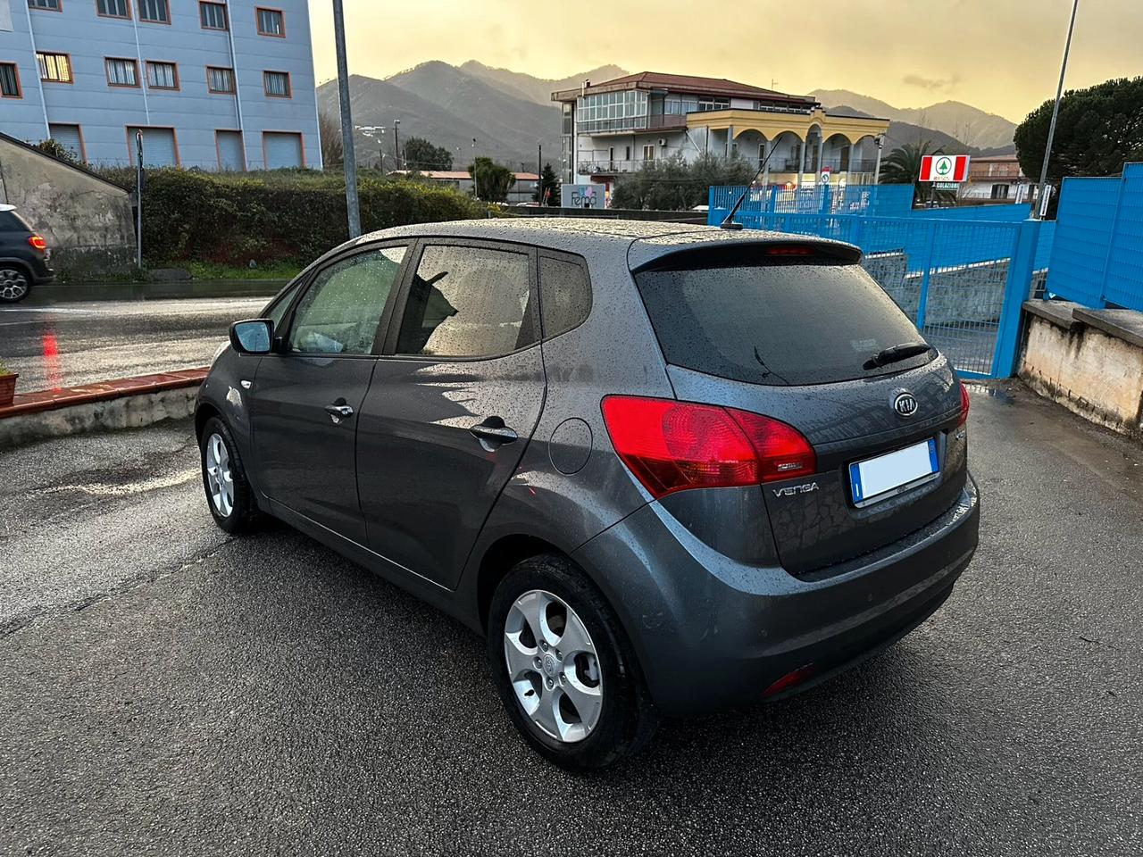 Kia Venga 1.4 CRDi 90CV WGT EX