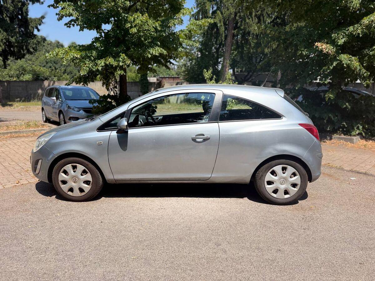 Opel Corsa 1.3 cdti Edition (elective) 3p