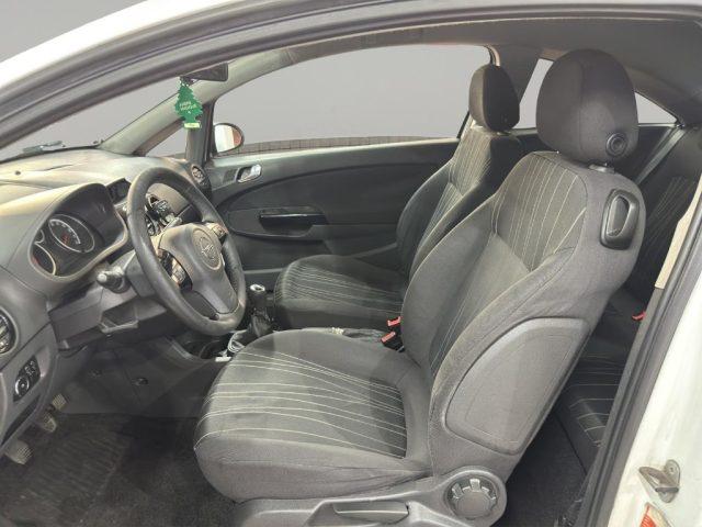 OPEL Corsa 1.2 3 porte Sport