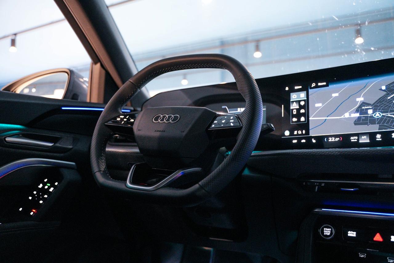 Audi Q5 TDi 150 kW mHEV+ S tronic quattro Launch edition line