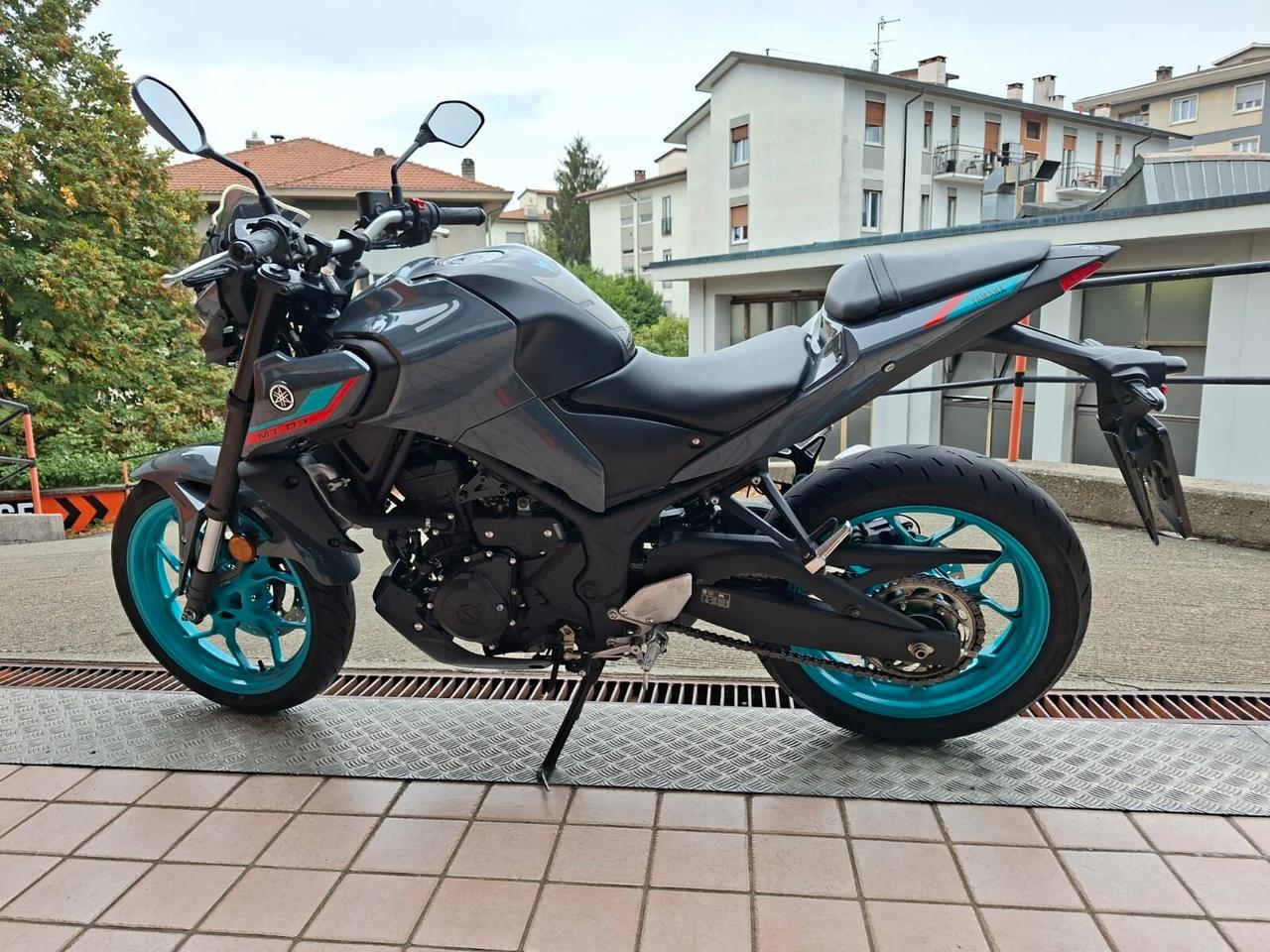 Yamaha MT-03