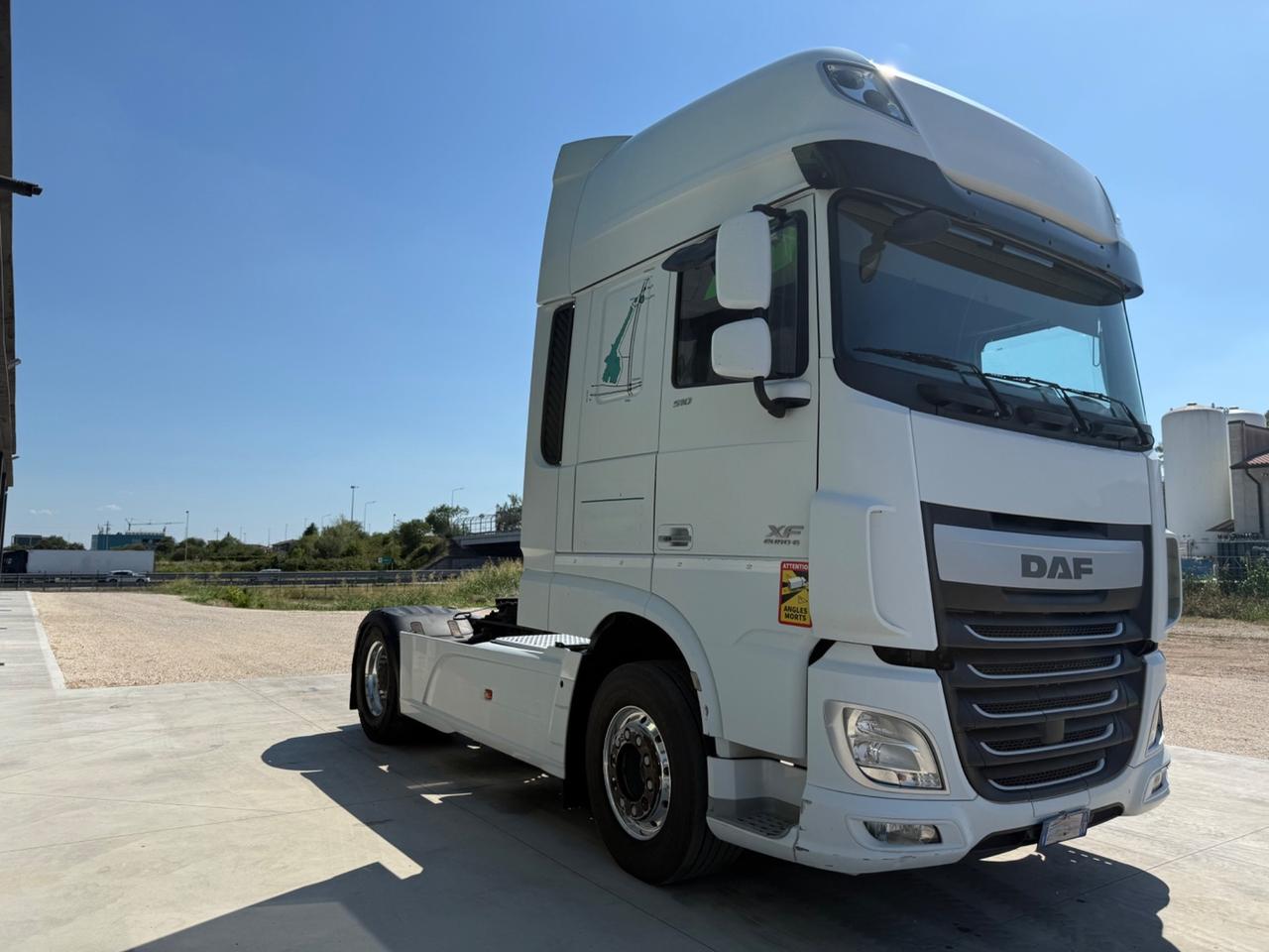 DAF XF510 trattore stradale ADR Intarder Euro6