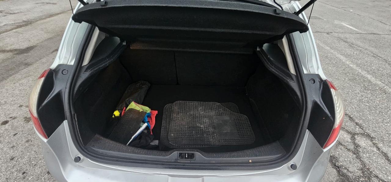 Renault Megane Mégane Coupé 1.5 dCi 110CV EDC Wave Edition