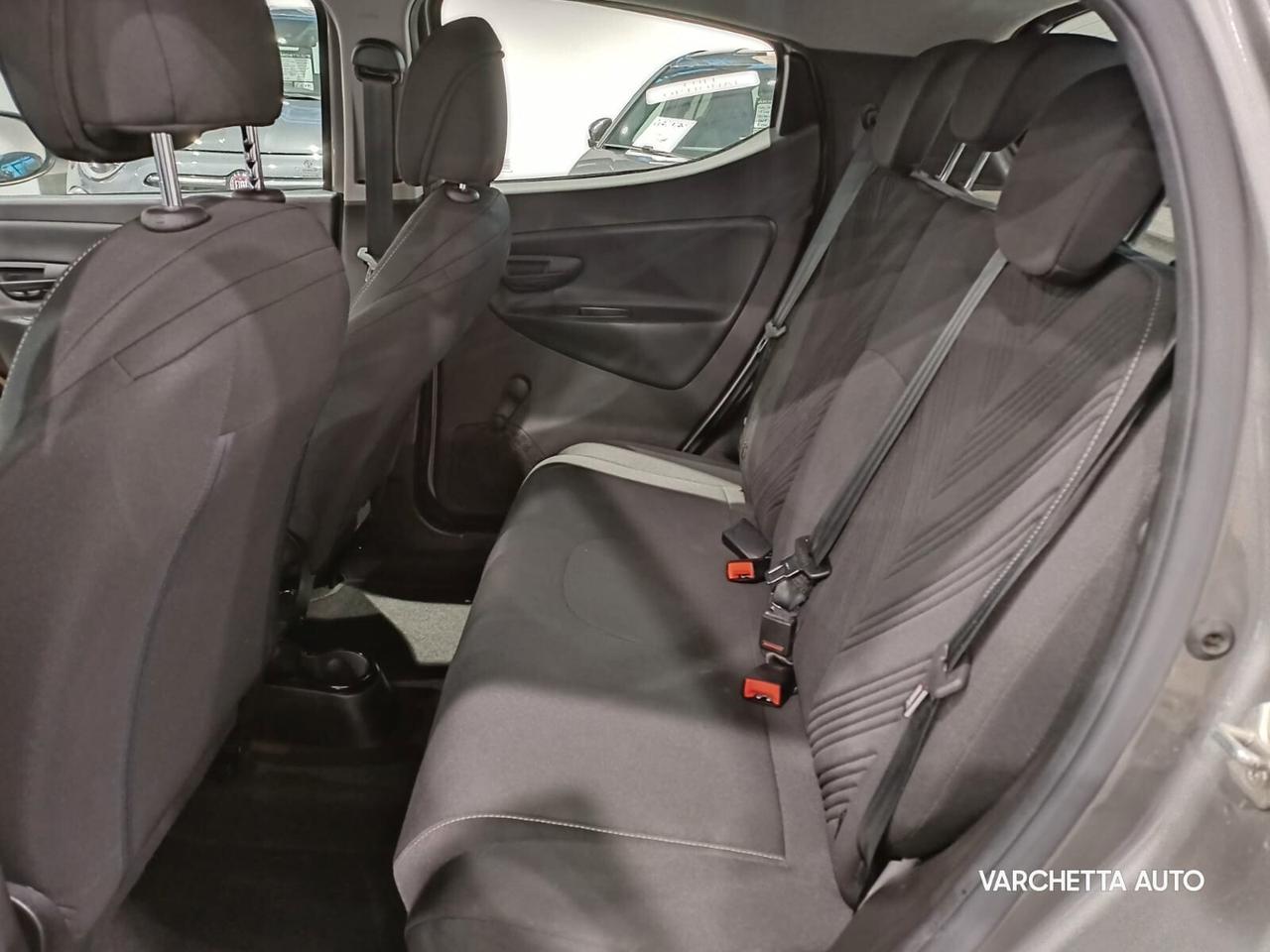 Lancia Ypsilon 1.0 FireFly 5 porte S&S Hybrid Gold Plus