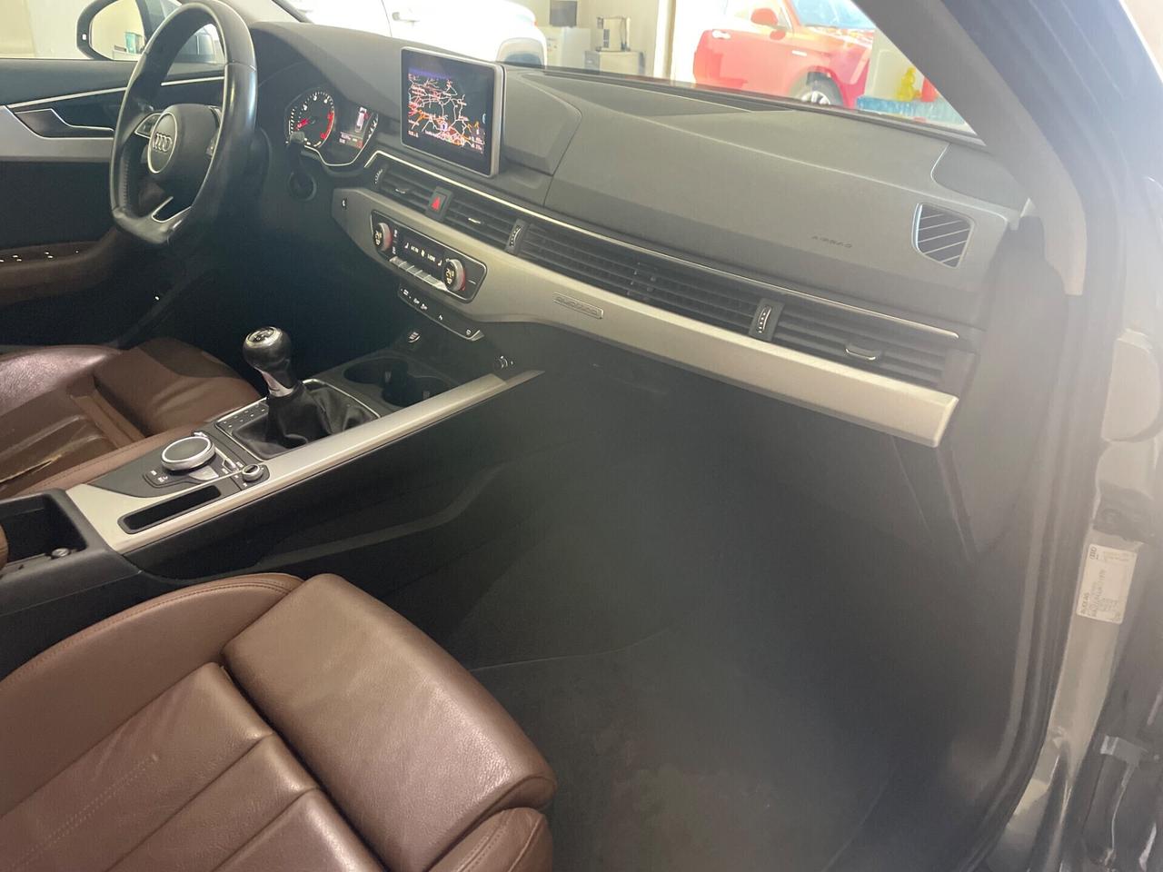 AUDI A4 2.0 TDI 190 CV S LINE EDITION