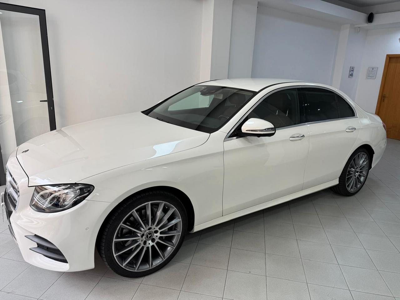 MERCEDES- BENZ KLASSE E 220 D 195 CV 4MATIC AMG PREMIUM OFFERTA