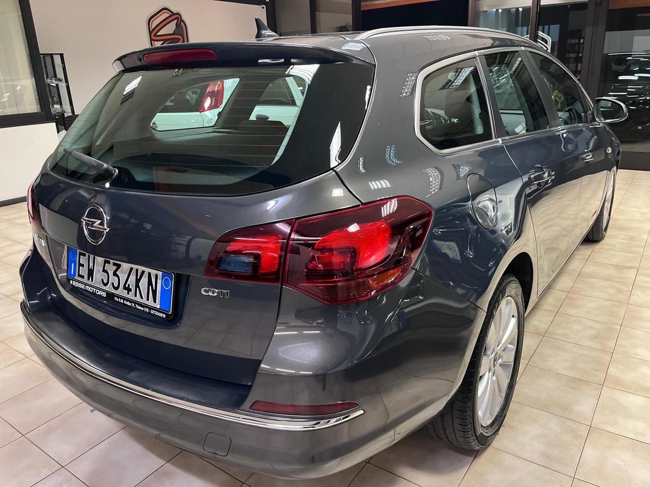 Opel Astra - 2014 1.7 CDTI 130CV 118.000 KM