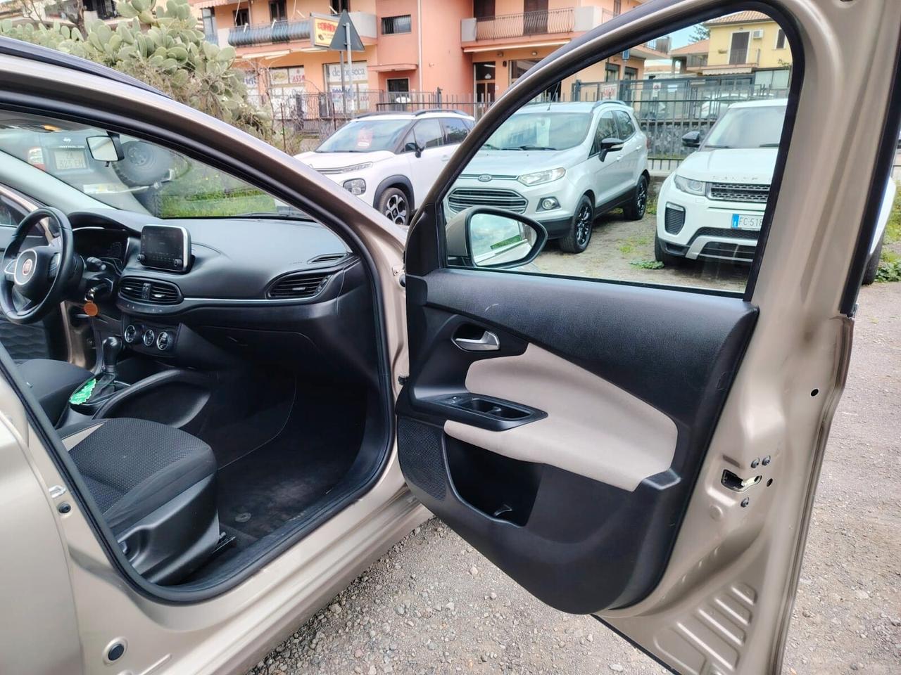 Fiat Tipo 1.6 Mjt S&S SW Lounge