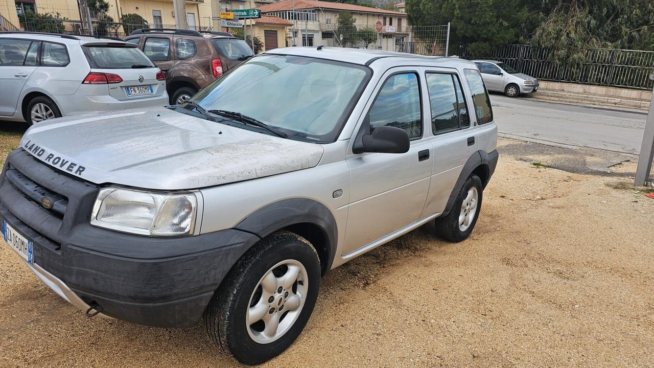 LAND ROVER FREELANDER 2.0 111 CV 2002 5P 4X4 E3 BUSINESS