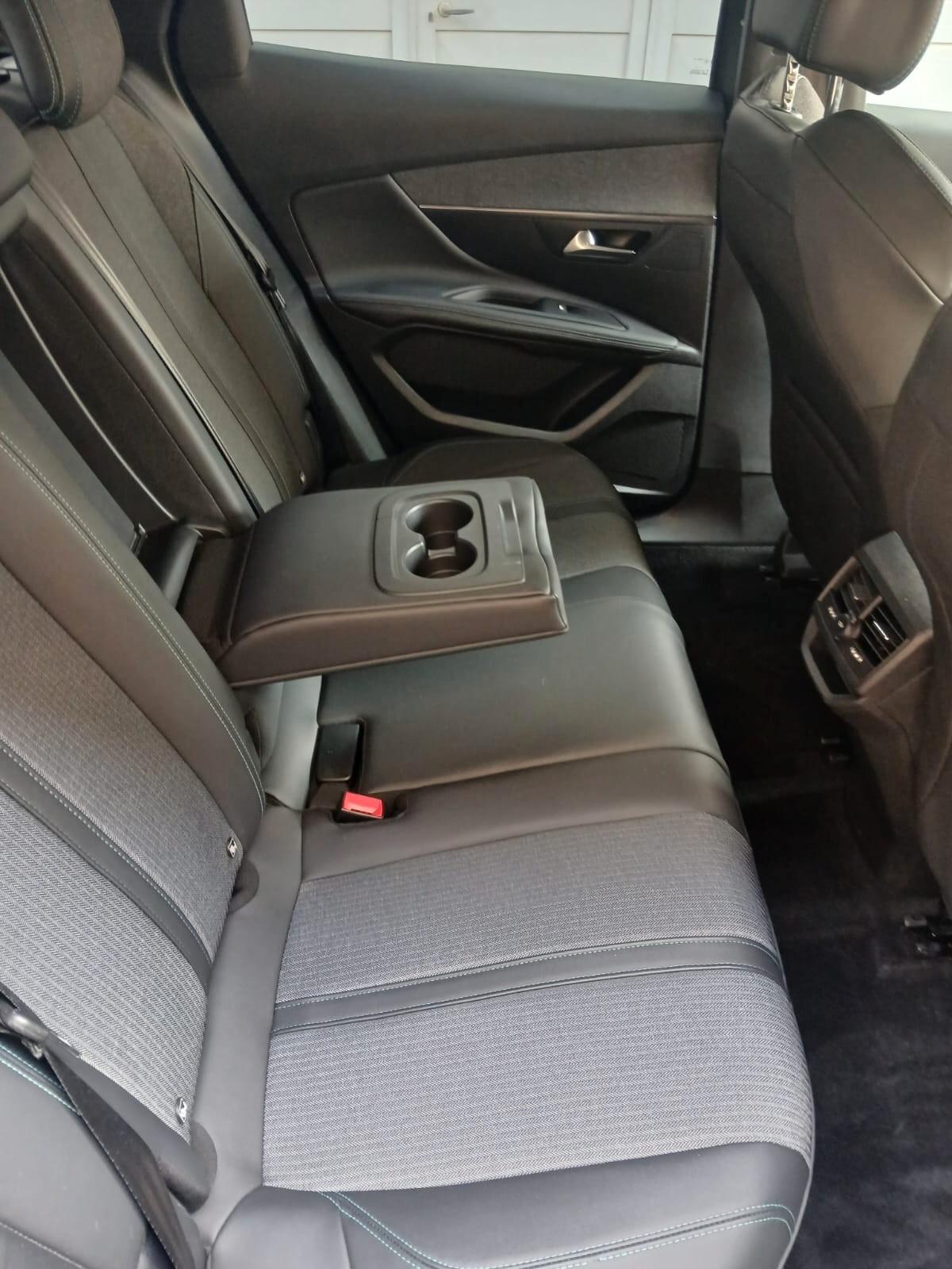 Peugeot 3008 BlueHDi 130 S&S EAT8 Allure Pack