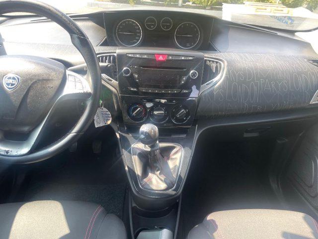LANCIA Ypsilon 1.2 BENZ 69 CV 5 porte Silver