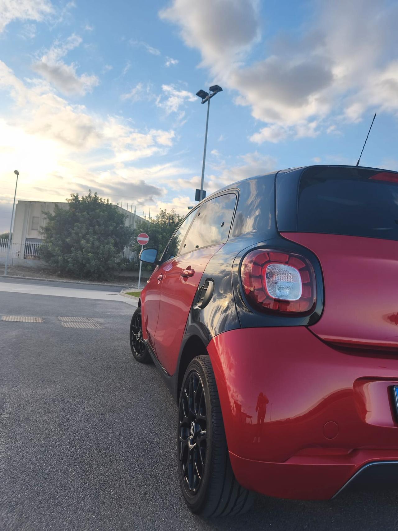 Smart ForFour 70 1.0 twinamic Brabus Style